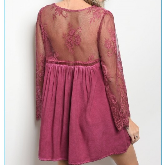 1 LEFT SZ LARGE Raspberry Bell Sleeve Lace Dress - Picture 2 of 3